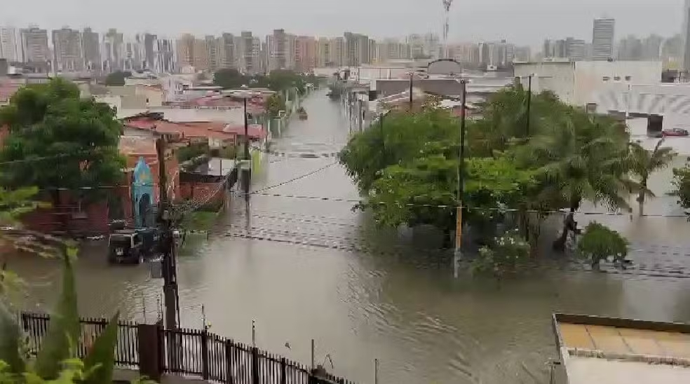  MARÉ DE MARÇO AVISA: ARACAJU CORRE PERIGO